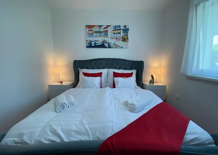 Sunshine Resort Apartmanház